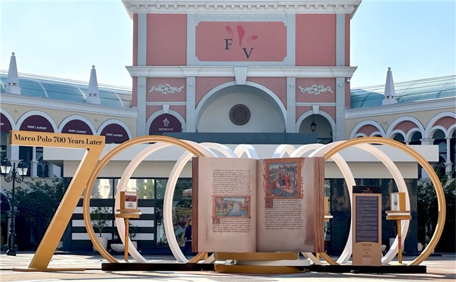 ��Խ700����Ļ��Ի�������������С��ٰ����ɡ���������700�������չ