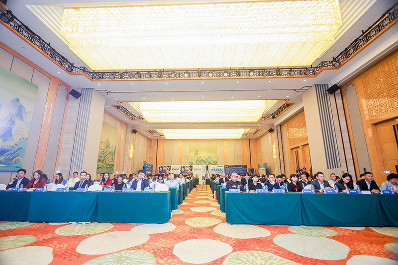 �ǰ�����ٻ����Ǿ����ȷ���ҵ���������Ǿ����ȷ����