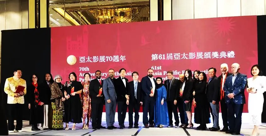 ��61����̫ӰչԲ����Ļ ��̫��Ӱ֮����ҫ����