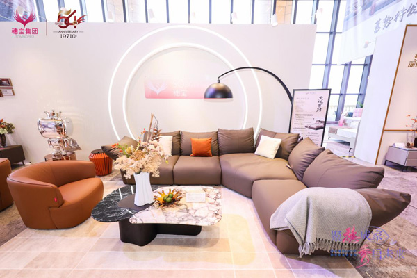 穗宝集团2025春季新品发布:紧扣两会热点,推动家居产业升级 穗宝集团2025春季新品发布:紧扣两会热点,推动家居产业升级