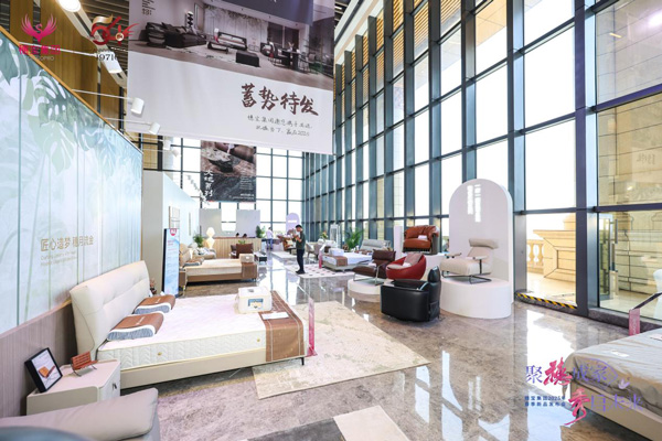 穗宝集团2025春季新品发布:紧扣两会热点,推动家居产业升级 穗宝集团2025春季新品发布:紧扣两会热点,推动家居产业升级