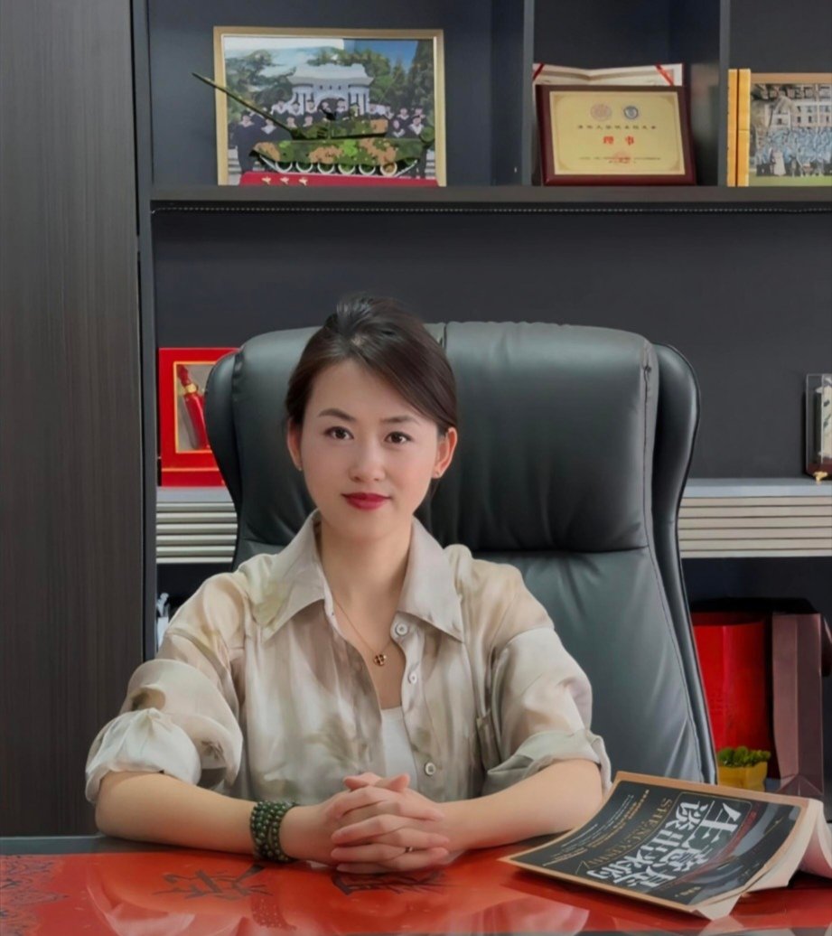 ɽ���гۻ������ϰ������������ֳ��г��Ľ���Ӣ��