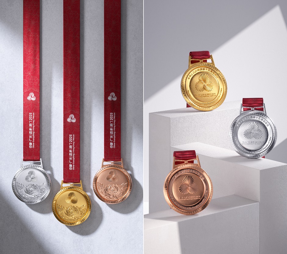 �ܴ��鱦���ų�Ϊ�л����񹲺͹���ʮ���ȫ���˶��� �ٷ�ָ��������